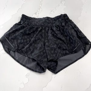 Lululemon hotty hot shorts
